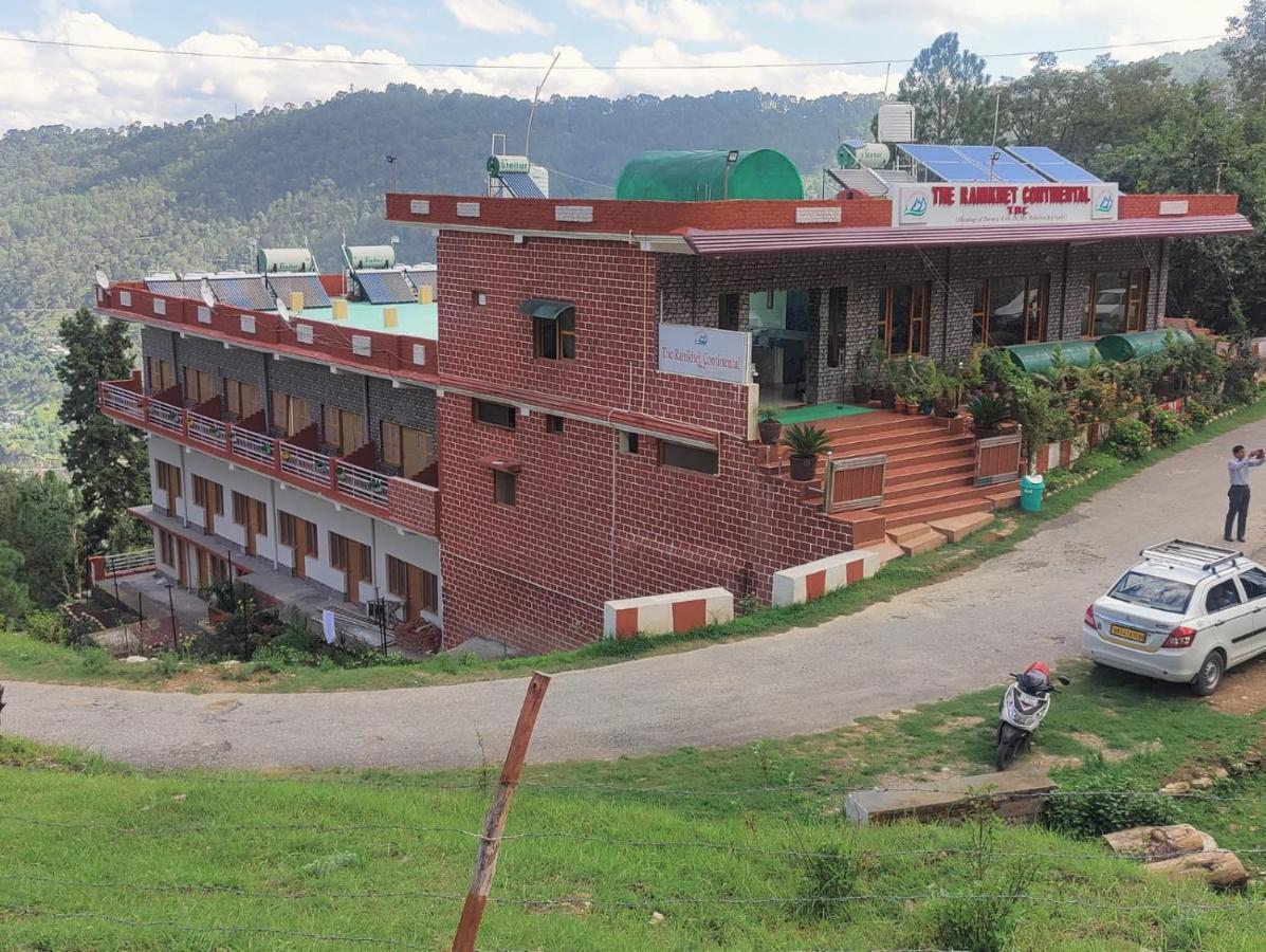 ホテル The Ranikhet Continental エクステリア 写真